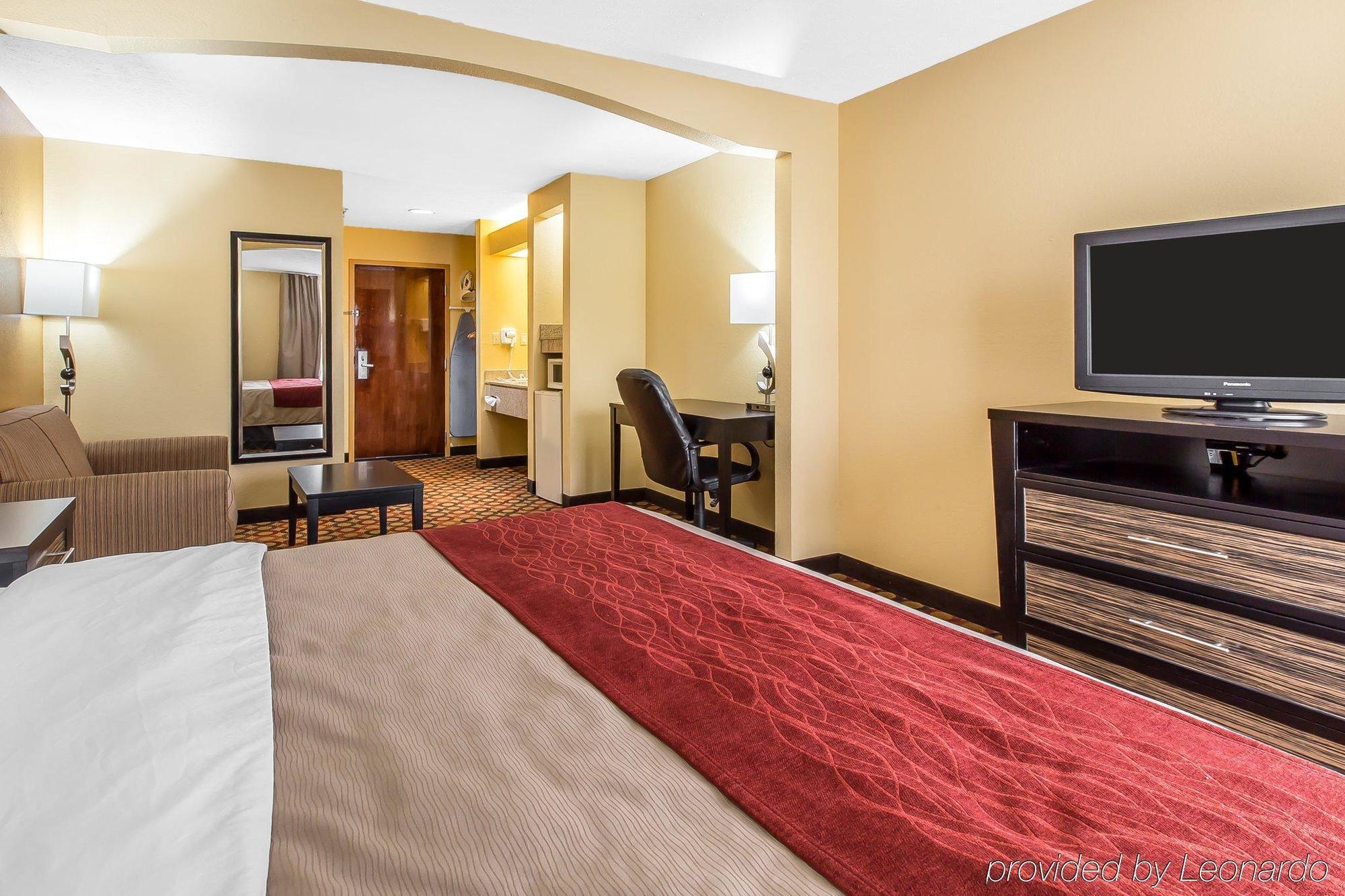 Quality & East Carmichael Rd Hotel Montgomery