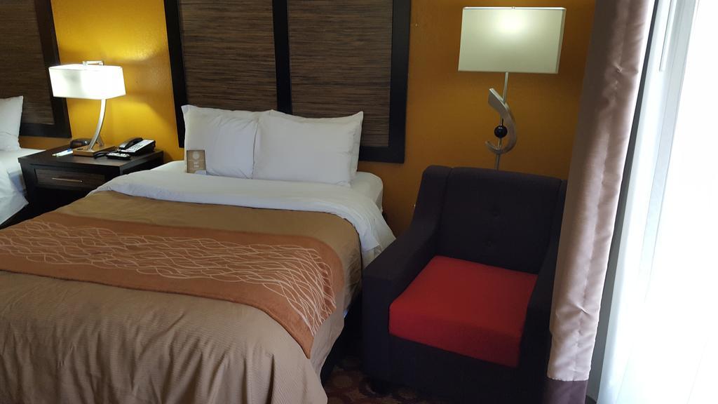 Quality & East Carmichael Rd Hotel Montgomery