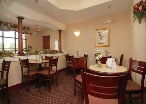 Hotel Quality & East Carmichael Rd