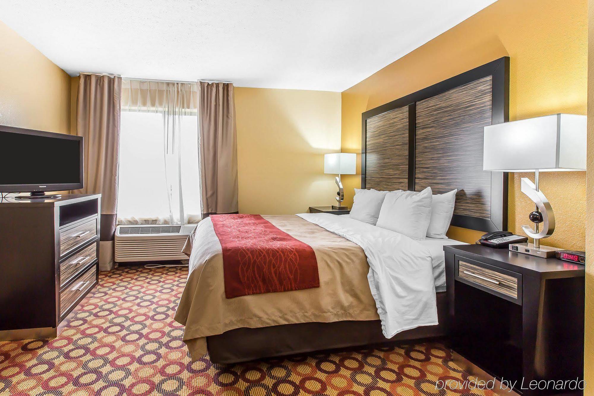 Hotel Quality & East Carmichael Rd
